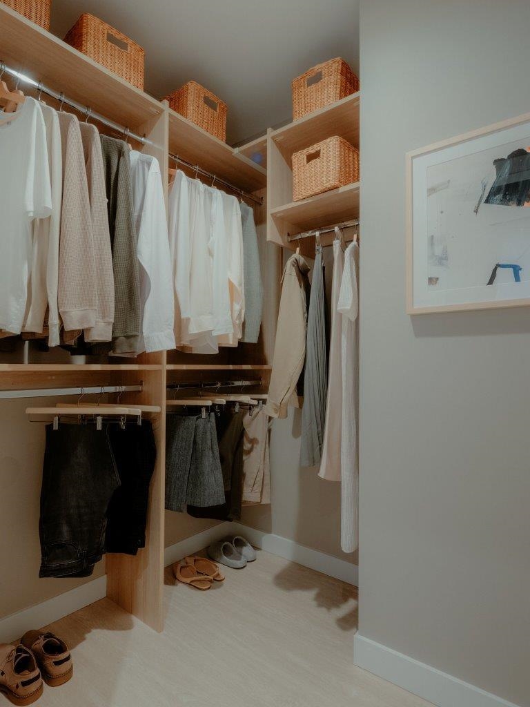 Kitchen Photo of 203 3633 Willingdon Avenue, Burnaby, BC