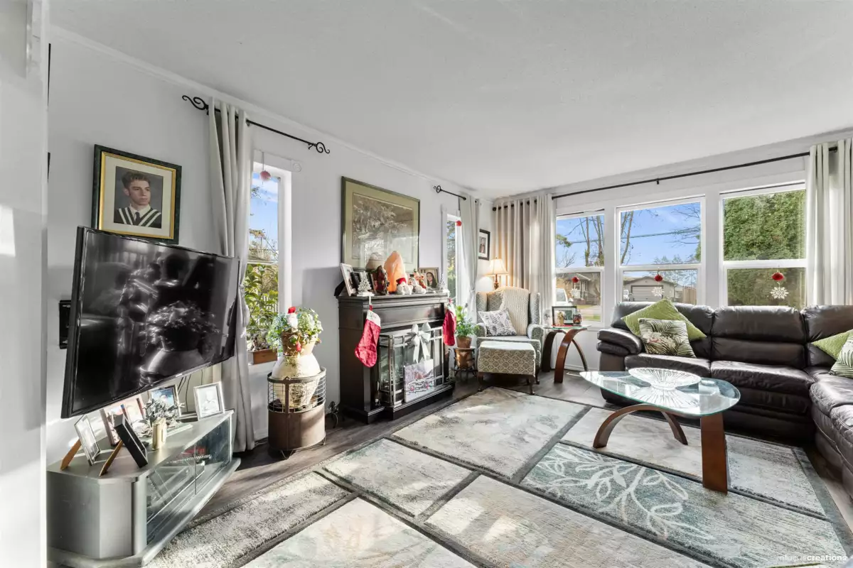 Basement Recreation Room Photo of 17307 58 Avenue, Surrey, BC