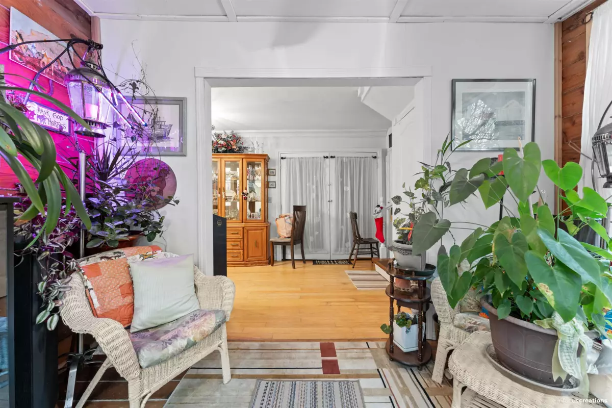 Powder Room Photo of 17307 58 Avenue, Surrey, BC