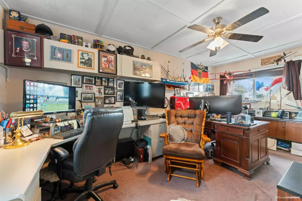 Primary Bedroom Photo of 17307 58 Avenue, Surrey, BC