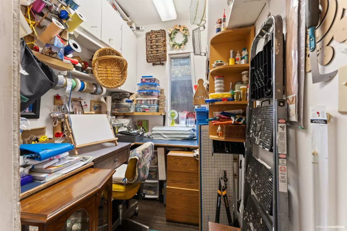 Walk-In Closet Photo of 17307 58 Avenue, Surrey, BC