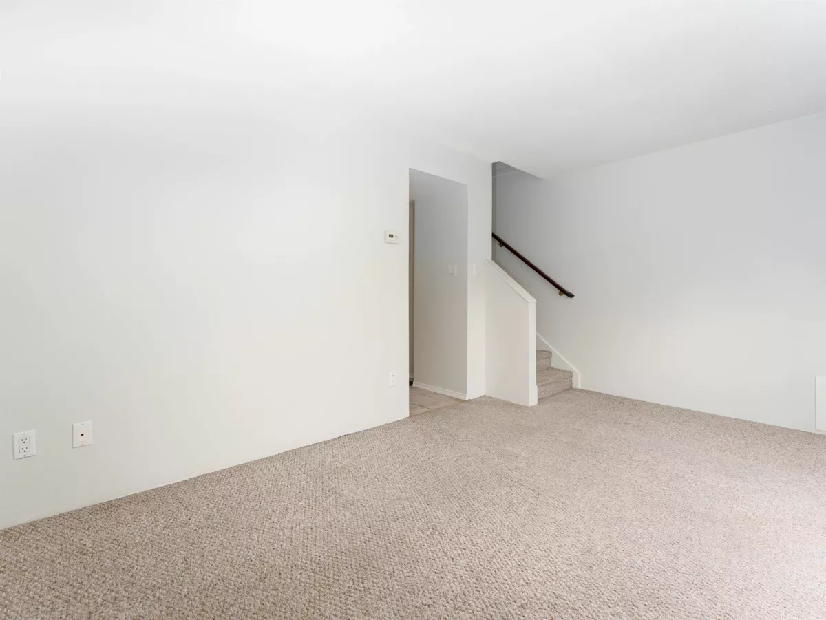 Bedroom 4 Photo of 5 3554 E 49th Avenue, Vancouver, BC