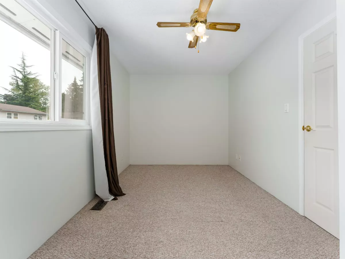 Office / Den Photo of 5 3554 E 49th Avenue, Vancouver, BC