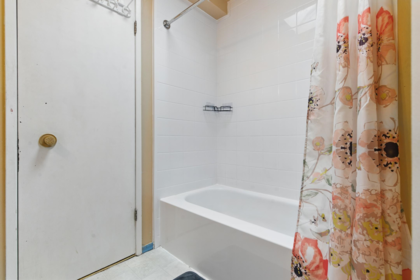 Powder Room Photo of 46 9460 Glenallan Drive, Richmond, BC