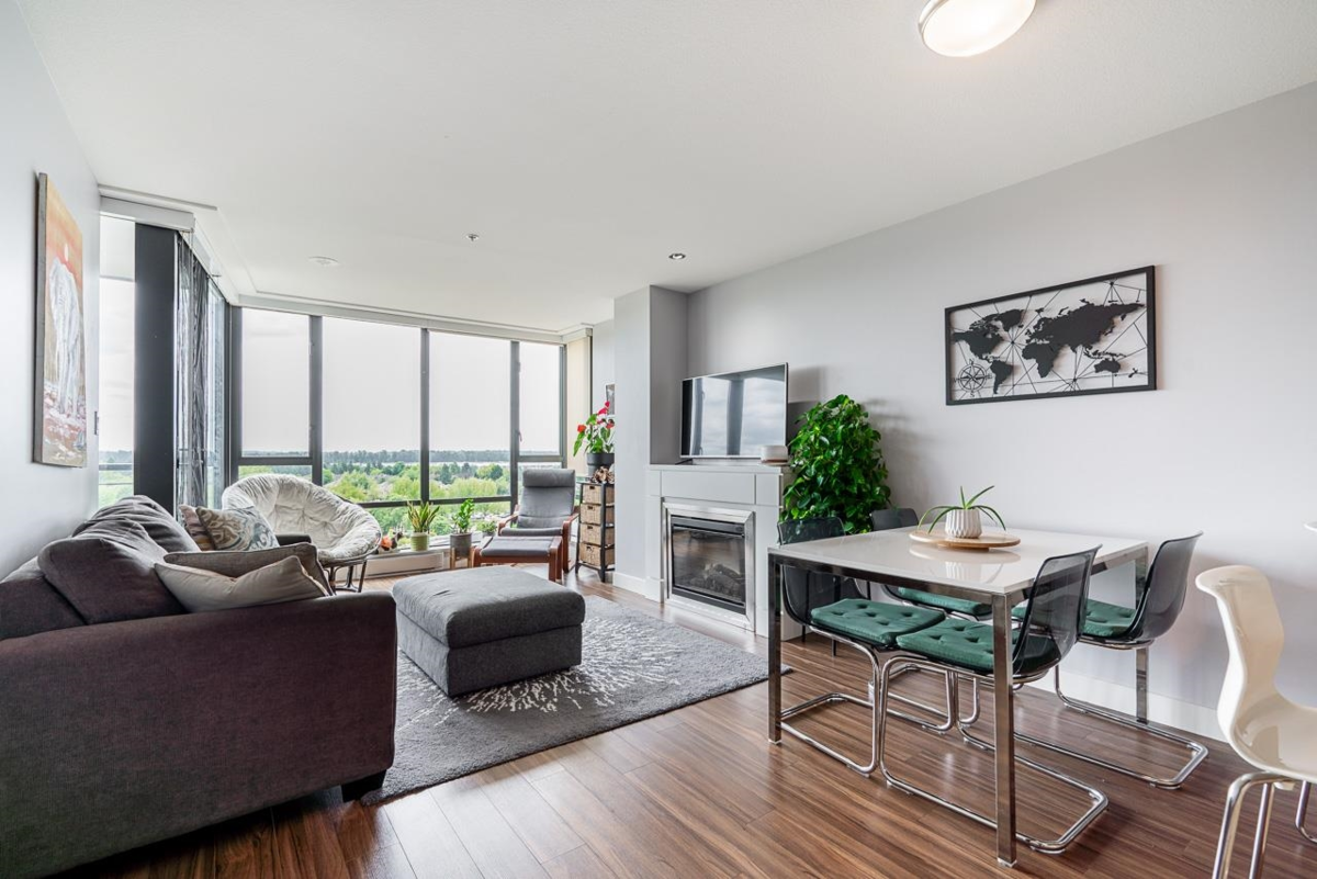 Primary Bathroom Photo of 906 12069 Harris Road, Pitt Meadows, BC
