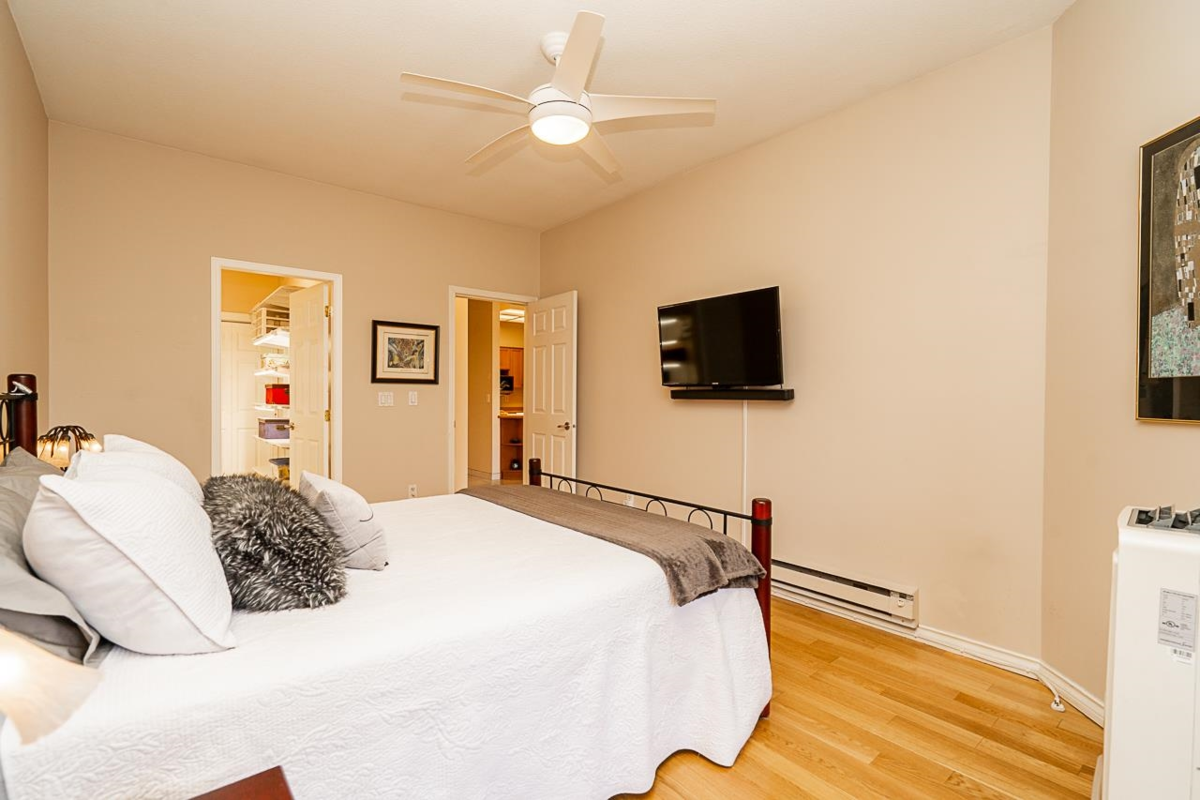 Basement Recreation Room Photo of 201 25 Richmond Street, New Westminster, BC