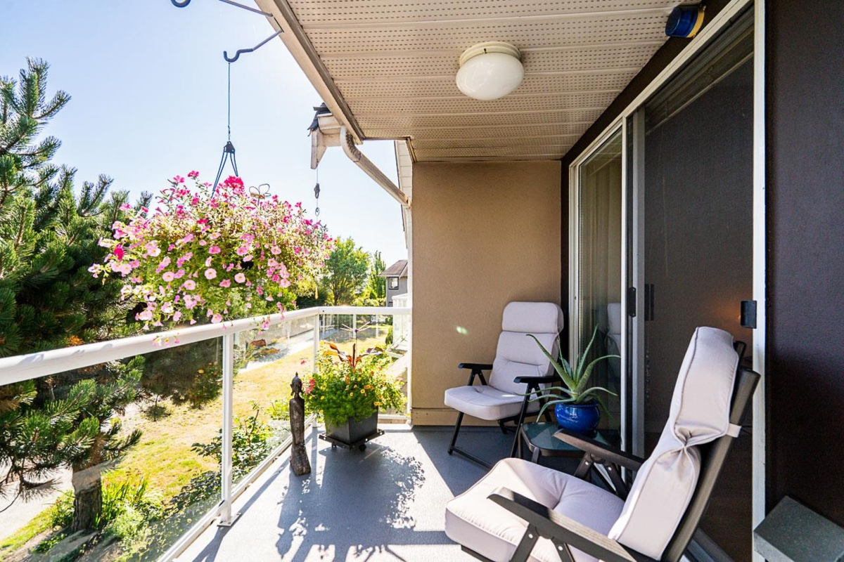 Bedroom 2 Photo of 201 25 Richmond Street, New Westminster, BC