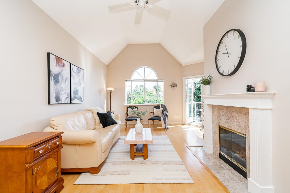 Primary Bedroom Photo of 201 25 Richmond Street, New Westminster, BC