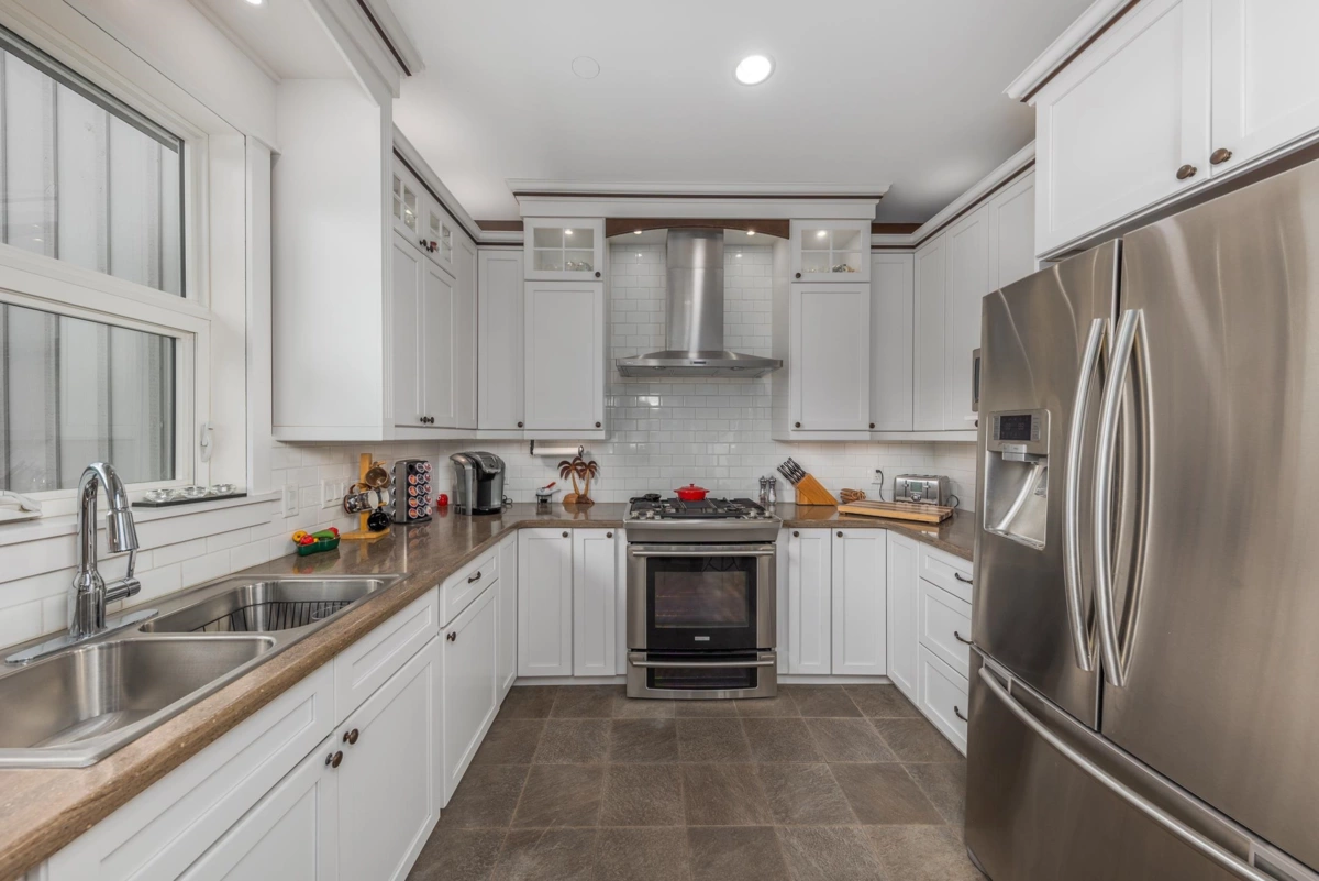 Pantry Photo of 37738 Third Avenue, Squamish, BC