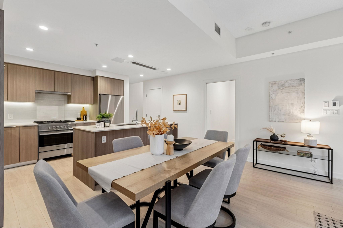 Breakfast Nook Photo of TH1431 Hunter Street, North Vancouver, BC