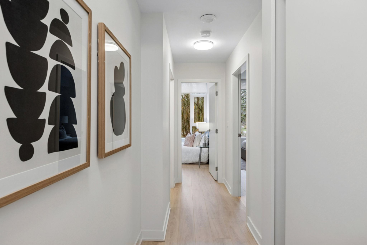 Office / Den Photo of TH1431 Hunter Street, North Vancouver, BC