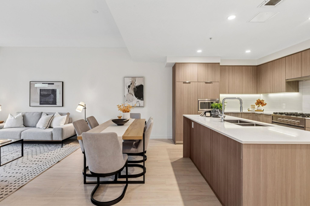 Walk-In Closet Photo of TH1431 Hunter Street, North Vancouver, BC