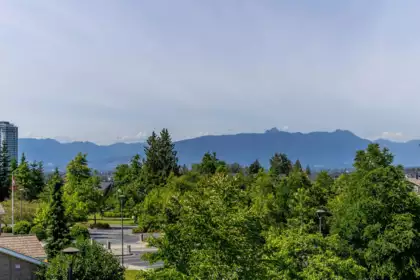 27 20329 80 Avenue, Langley, BC, Langley — Townhouse for sale