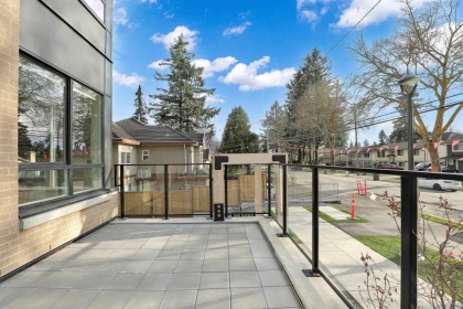 Front Yard Photo of TH4 9456 134 Street, Surrey, BC