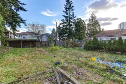 7474 Edmonds Street, Burnaby, BC, Burnaby — Single Family Residence for sale