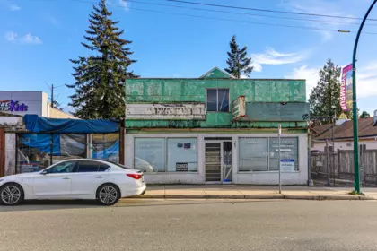 Primary Bedroom Photo of 7474 Edmonds Street, Burnaby, BC
