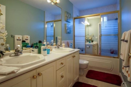 7143 130 Street, Surrey, BC, Surrey — Single Family Residence for sale