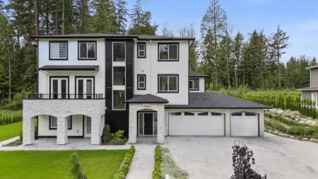 12425 271 Street, Maple Ridge, BC, Northeast — 8 bed single family residence for sale