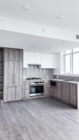 802 505 Nelson Street, Coquitlam, BC