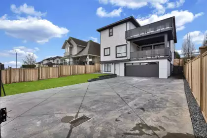 5712 144 Street, Surrey, BC, Surrey — Single Family Residence for sale