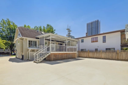 Loft / Bonus Room Photo of 413 Seventh Avenue, New Westminster, BC
