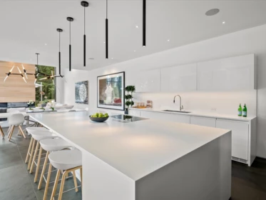 Breakfast Nook Photo of 8080 Cypress Place, Whistler, BC