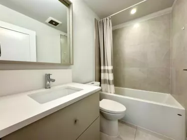 Primary Bathroom Photo of 45 2070 Oak Meadows Drive, Surrey, BC