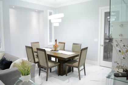 Kitchen Island Photo of 14548 110a Avenue, Surrey, BC
