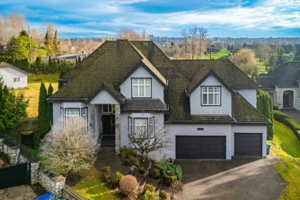 Front Yard Photo of 16781 77 Avenue, Surrey, BC