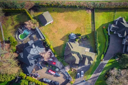 Garden / Landscaping Photo of 16781 77 Avenue, Surrey, BC