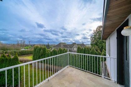 Outdoor Patio Photo of 16781 77 Avenue, Surrey, BC