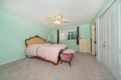 Powder Room Photo of 16781 77 Avenue, Surrey, BC