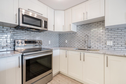 A307 2099 Lougheed Highway, Port Coquitlam, BC, Port Coquitlam — Apartment/Condo for sale