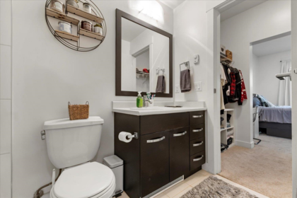 Guest Bathroom Photo of 105 33539 Holland Avenue, Abbotsford, BC