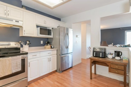 Breakfast Nook Photo of 23 34250 Hazelwood Avenue, Abbotsford, BC