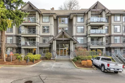 109 33338 E Bourquin Crescent, Abbotsford, BC, Abbotsford — Apartment/Condo for sale