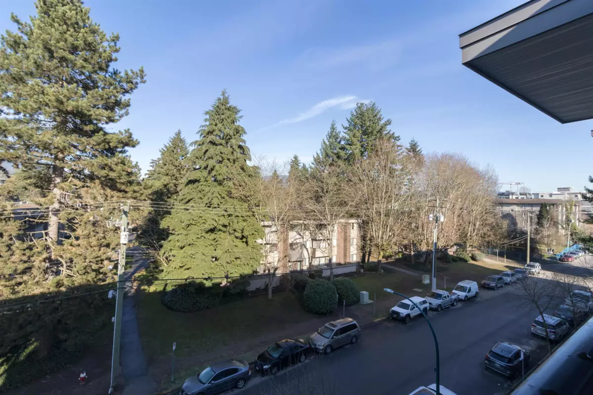 Loft / Bonus Room Photo of 407 2436 Kelly Avenue, Port Coquitlam, BC