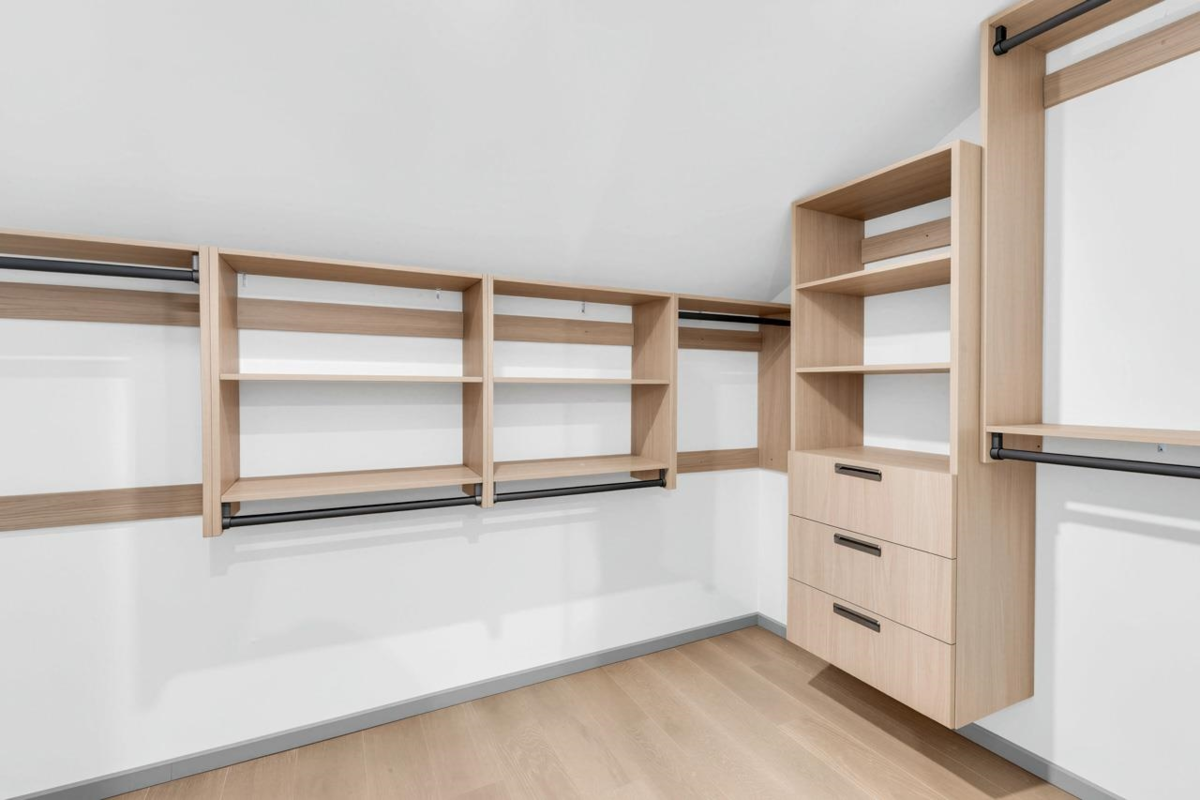 Outdoor Patio Photo of 2 3547 E Georgia Street, Vancouver, BC