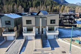 1002 Phare Crescent, Pemberton, BC