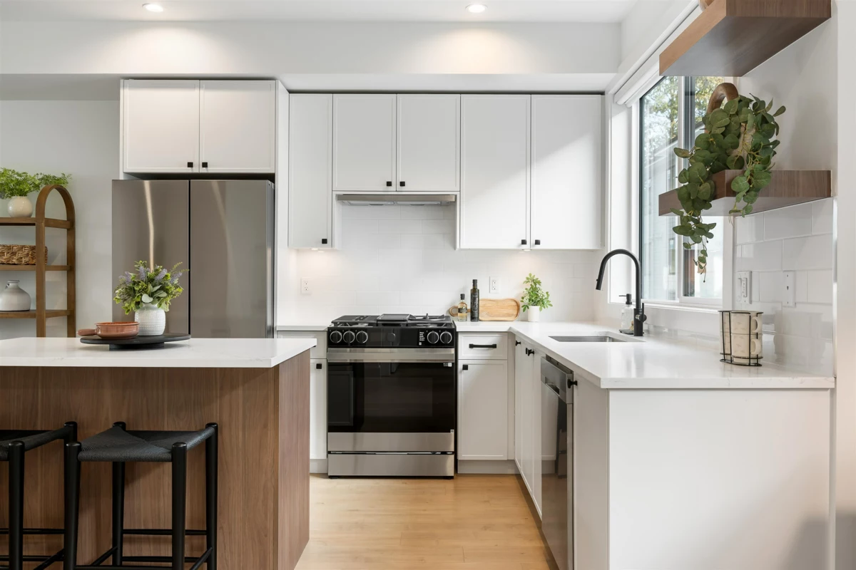 Family Room Photo of 8 12635 63 Avenue, Surrey, BC