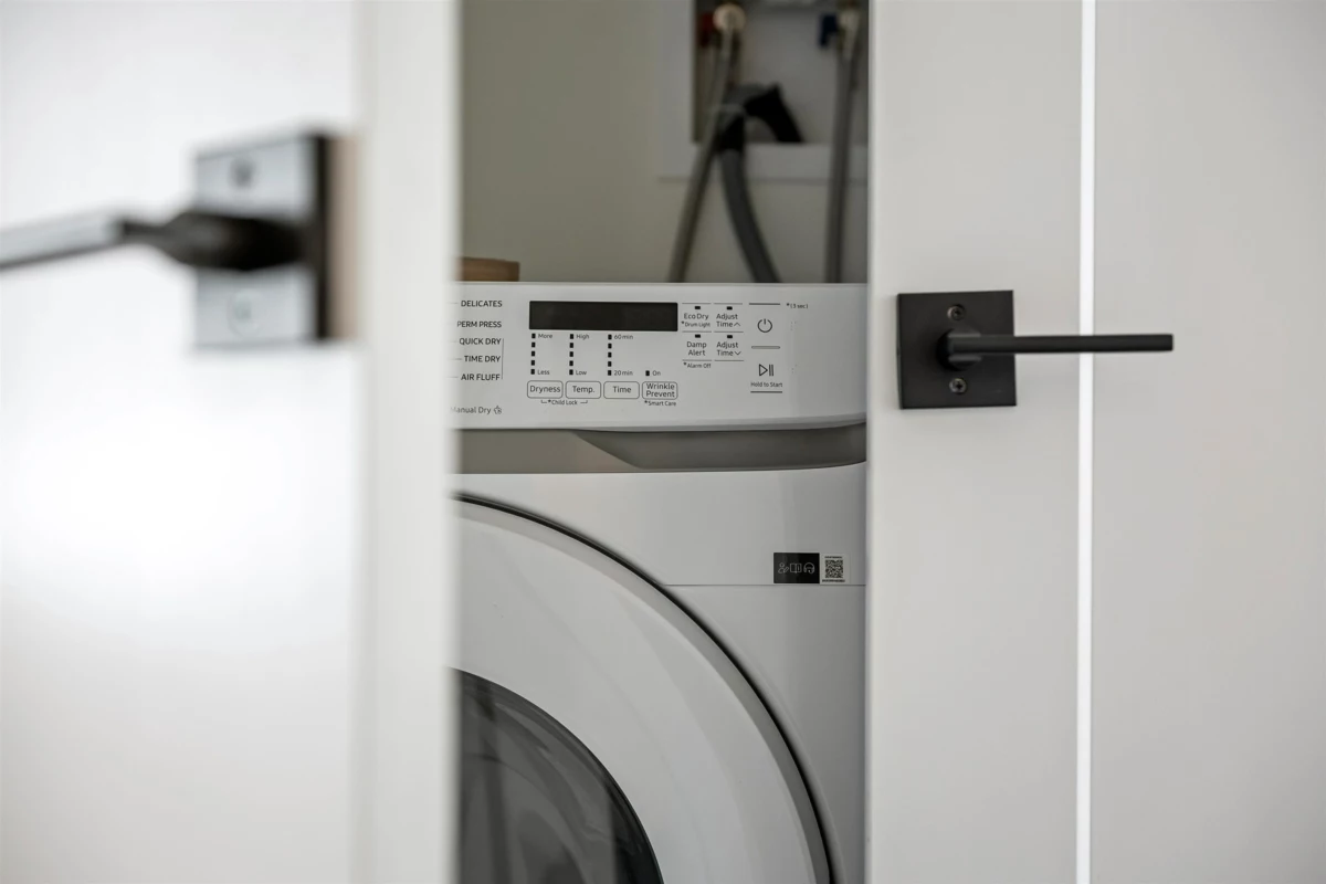 Hot Tub / Spa Photo of 8 12635 63 Avenue, Surrey, BC