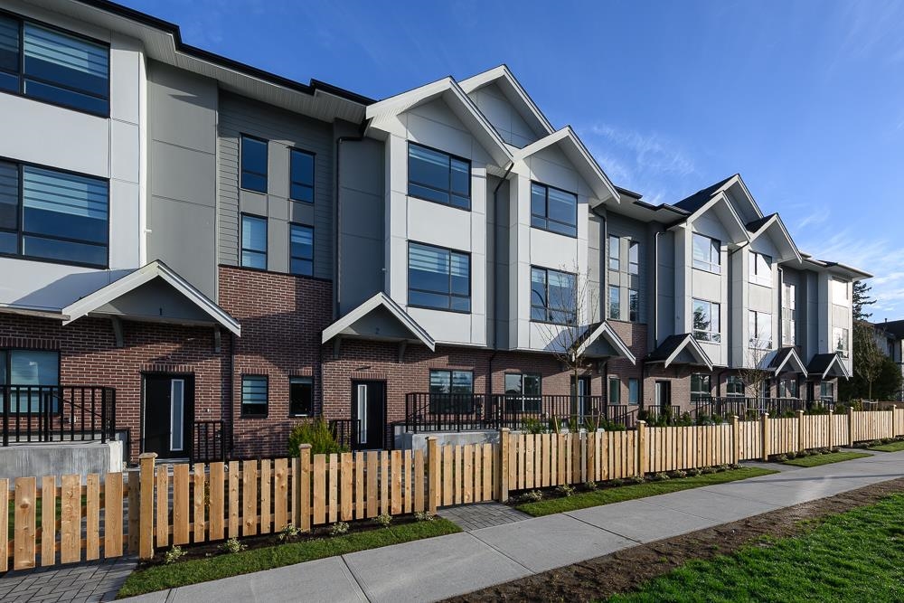 Neighborhood Park Photo Near 8 12635 63 Avenue, Surrey, BC