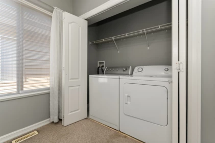 Basement Recreation Room Photo of 129 33751 7th Avenue, Mission, BC