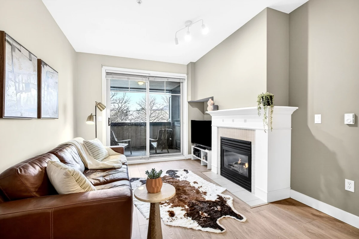 Pantry Photo of 311 2478 Shaughnessy Street, Port Coquitlam, BC