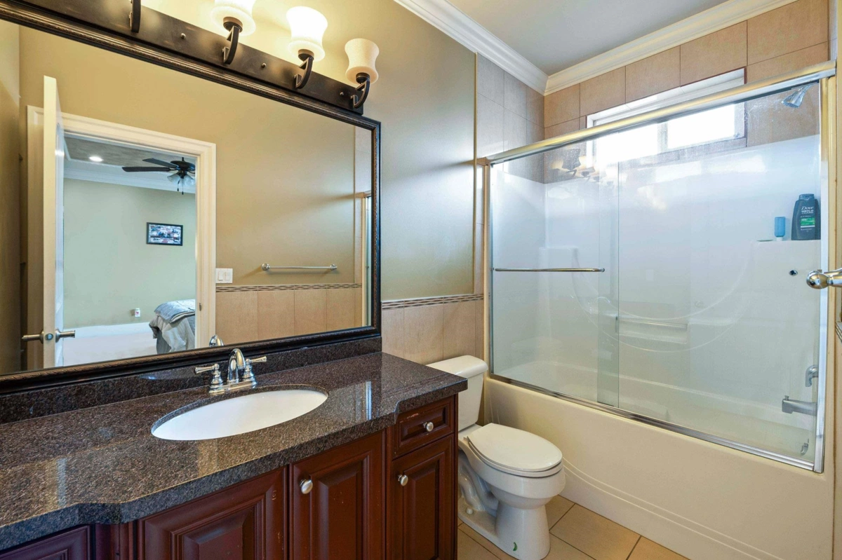 Backyard Photo of 2898 Station Road, Abbotsford, BC