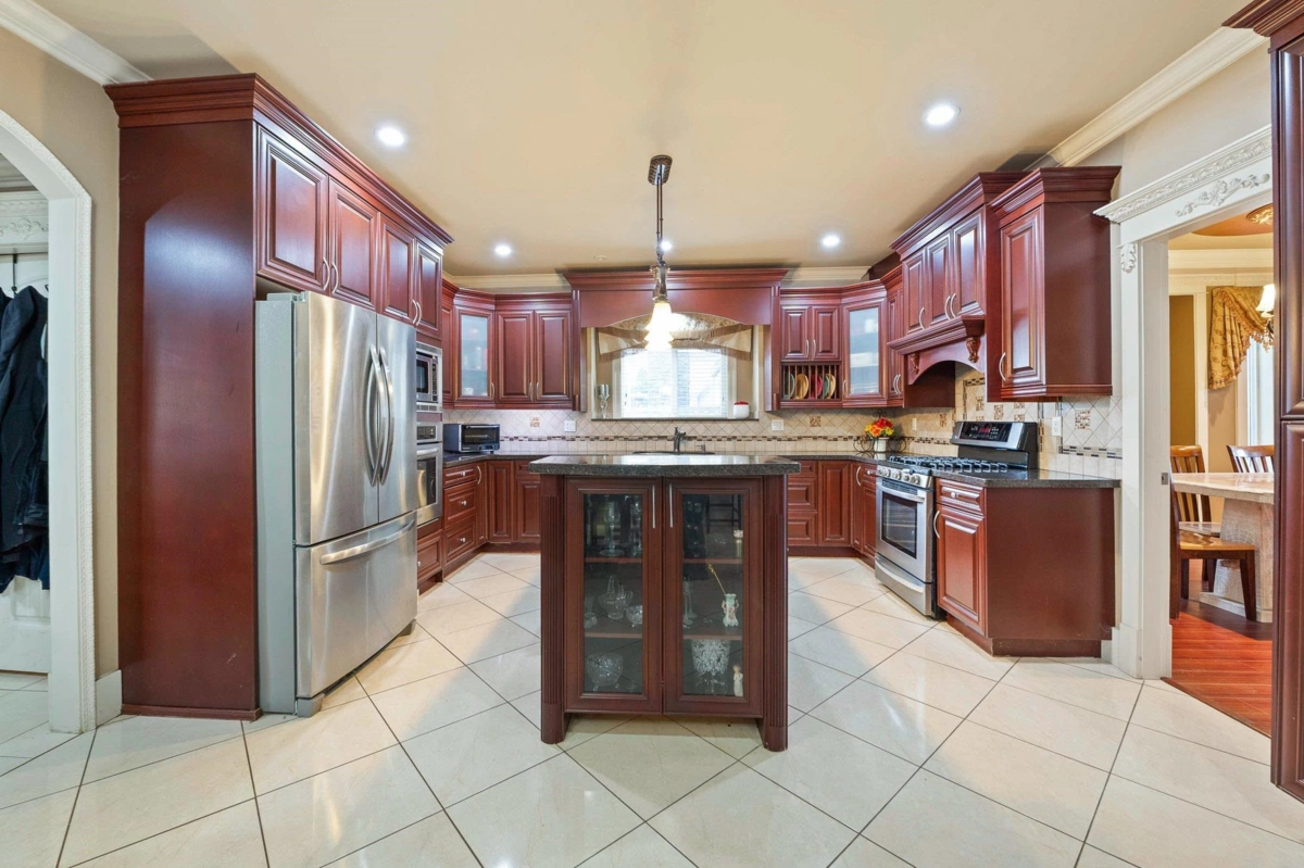 Basement Recreation Room Photo of 2898 Station Road, Abbotsford, BC