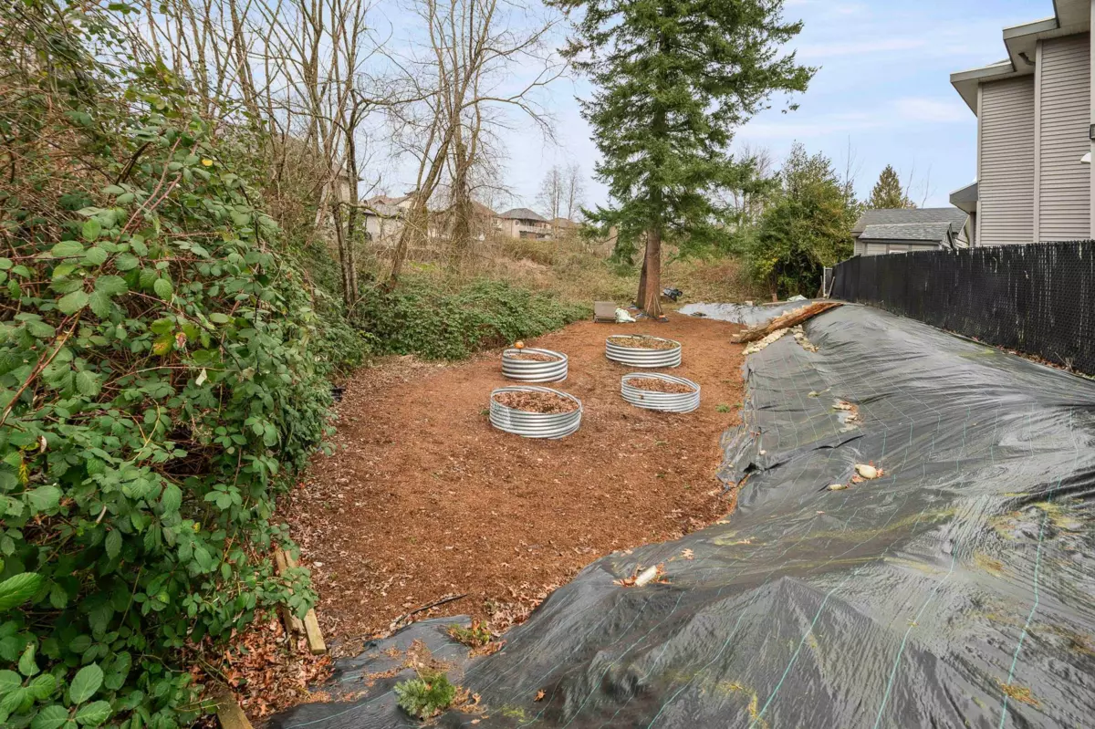 Community Amenities Photo (Clubhouse) of 2898 Station Road, Abbotsford, BC