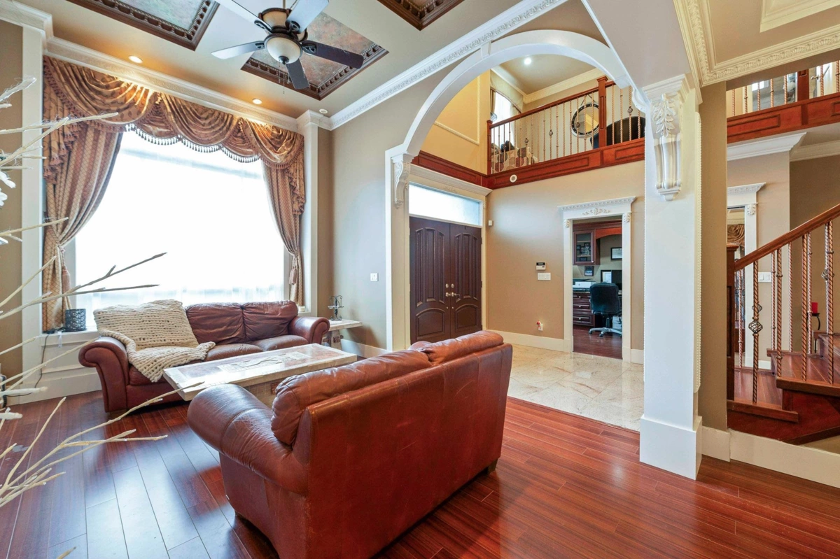 Kitchen Island Photo of 2898 Station Road, Abbotsford, BC