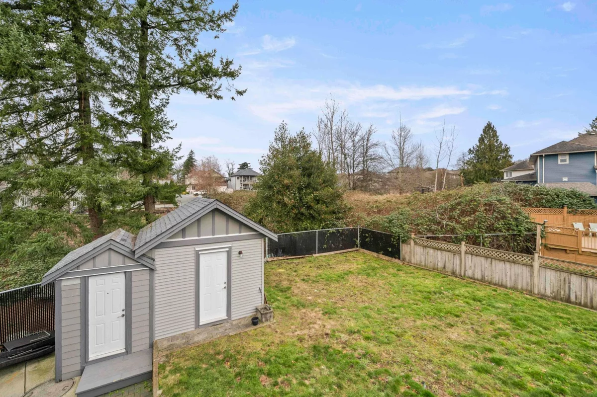 Swimming Pool Photo of 2898 Station Road, Abbotsford, BC