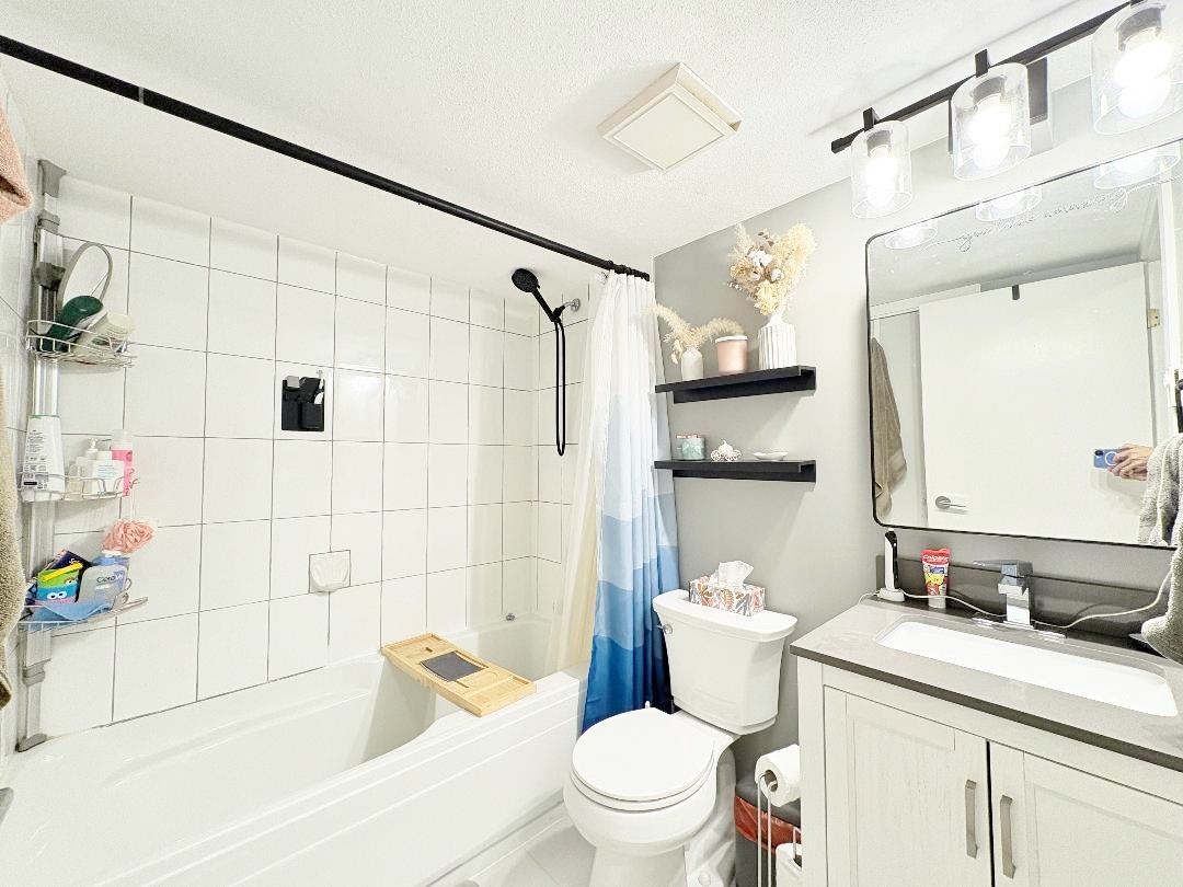 Guest Bathroom Photo of 307 210 Carnarvon Street, New Westminster, BC